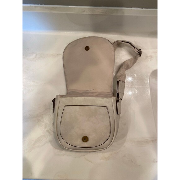 Time And Tru Emery Bag Crossbody Purse  Beige Chain Accent Multiple Pockets - Picture 7 of 12